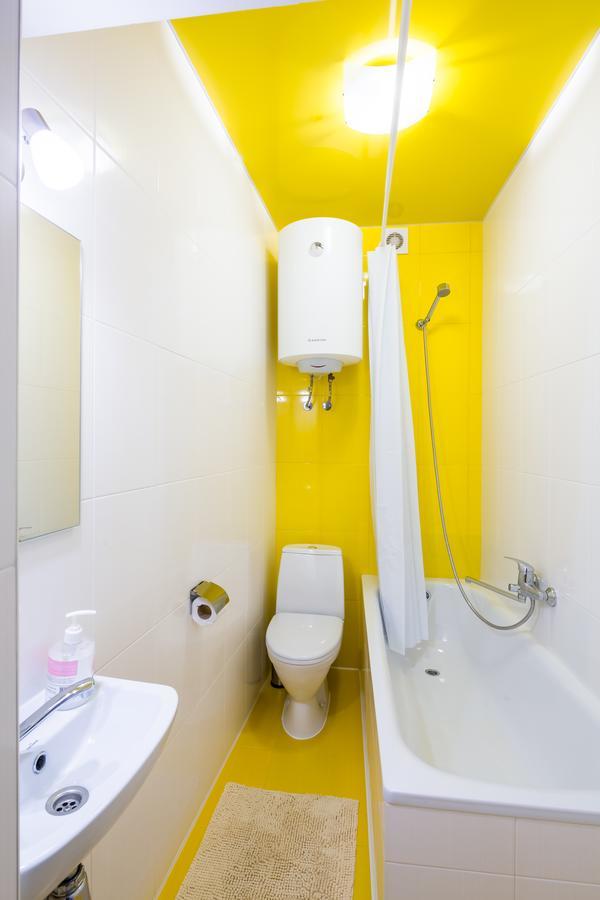 Apartment On Pekarska Street Зі Світлом! リヴィウ エクステリア 写真