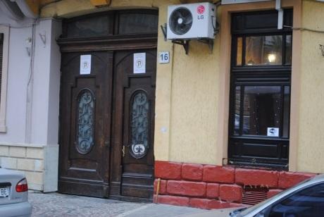 Apartment On Pekarska Street Зі Світлом! リヴィウ エクステリア 写真